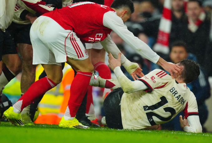 1767925941_arsenal2-PNG-1767912917-3405-1767912972.webp