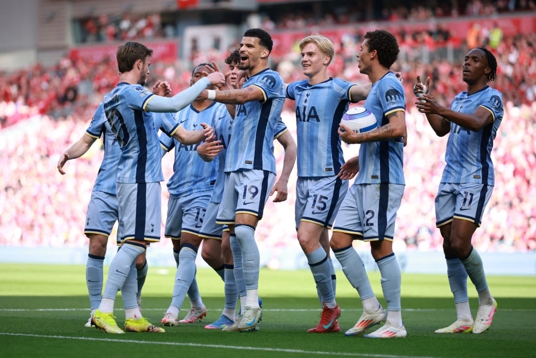 1773306353_2025-04-27t154338z_1588639632_up1el4r17op6n_rtrmadp_3_soccer-england-liv-tot-report.webp