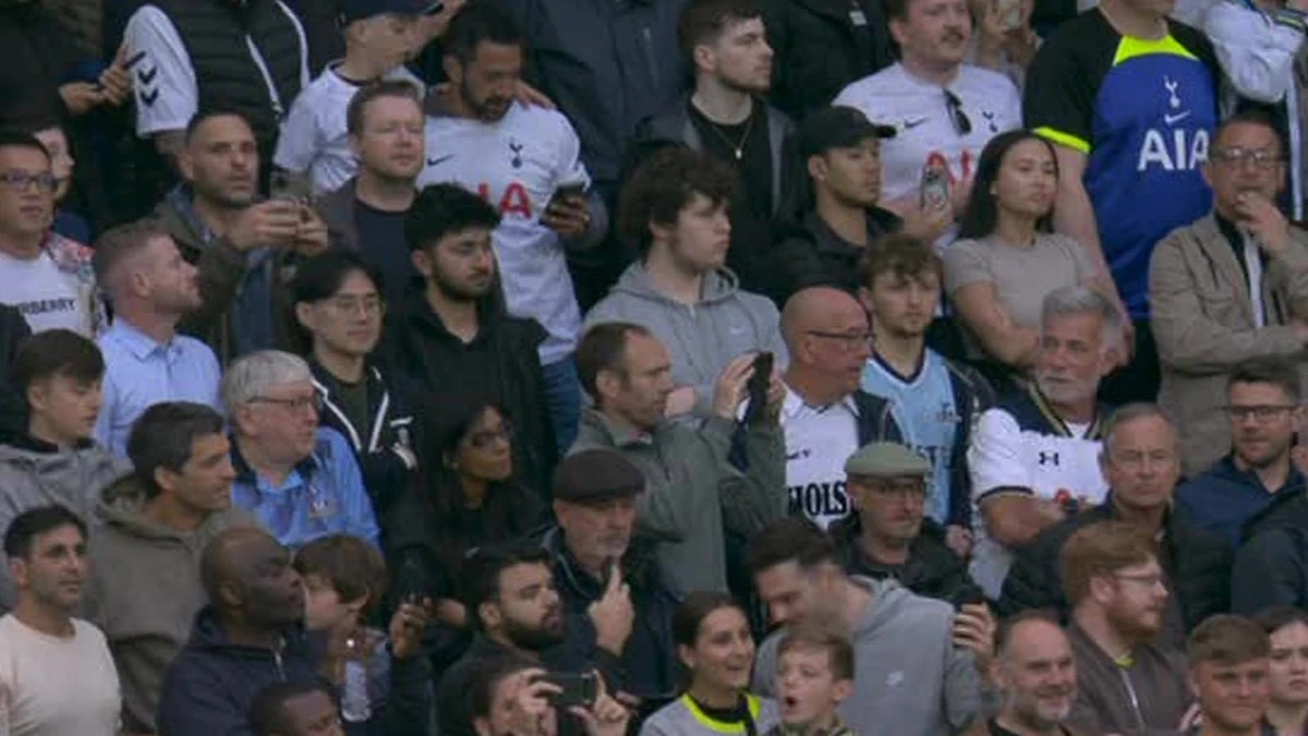 1774404230_OFF_PLAT_spursfans.webp